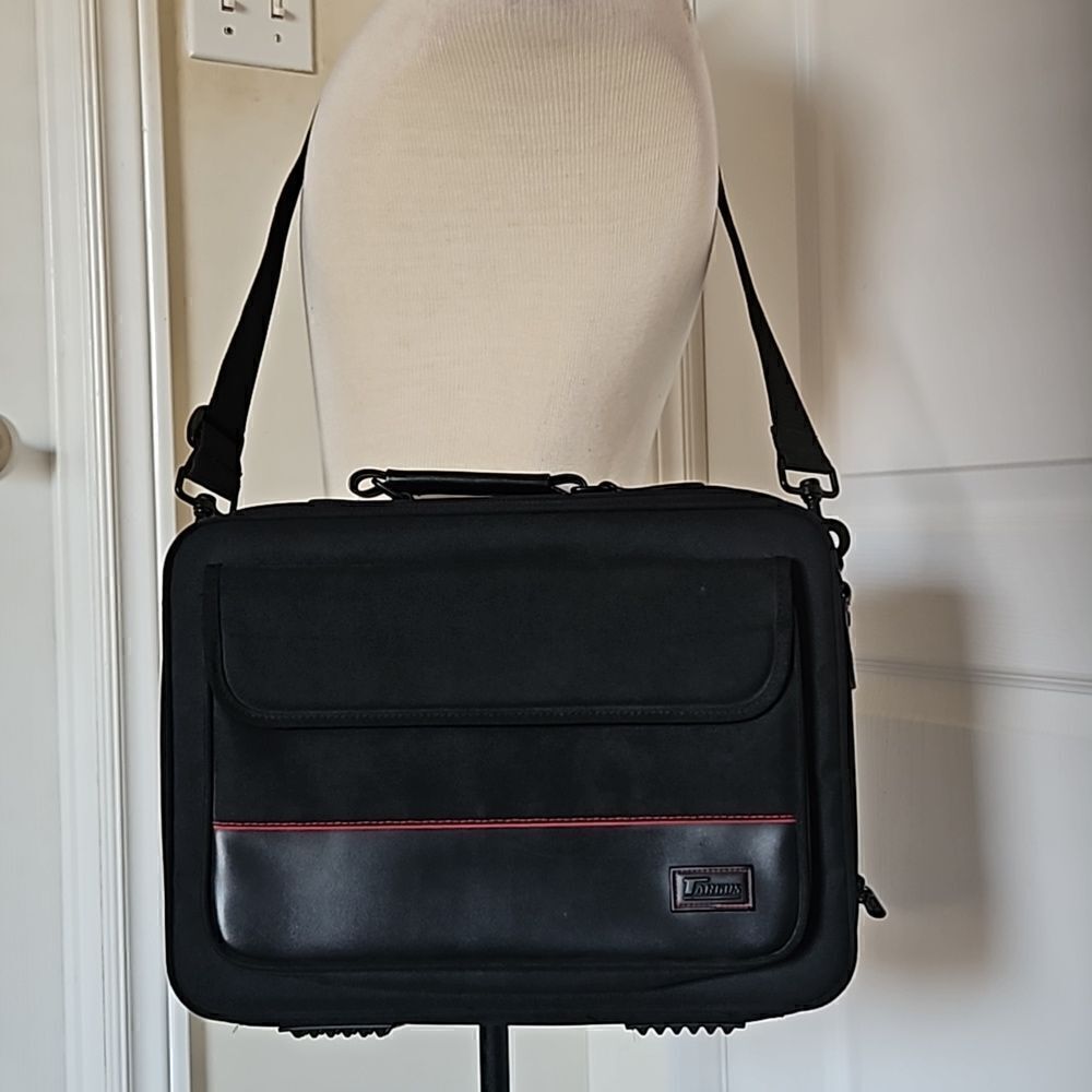 Targus Unisex Laptop Shoulder Bag Black 16"-12" - Picture 2 of 16